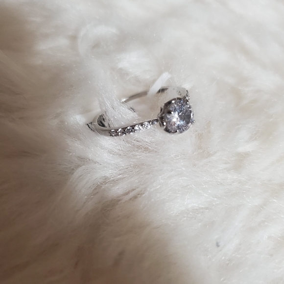 Rings - Picture 3 of 6